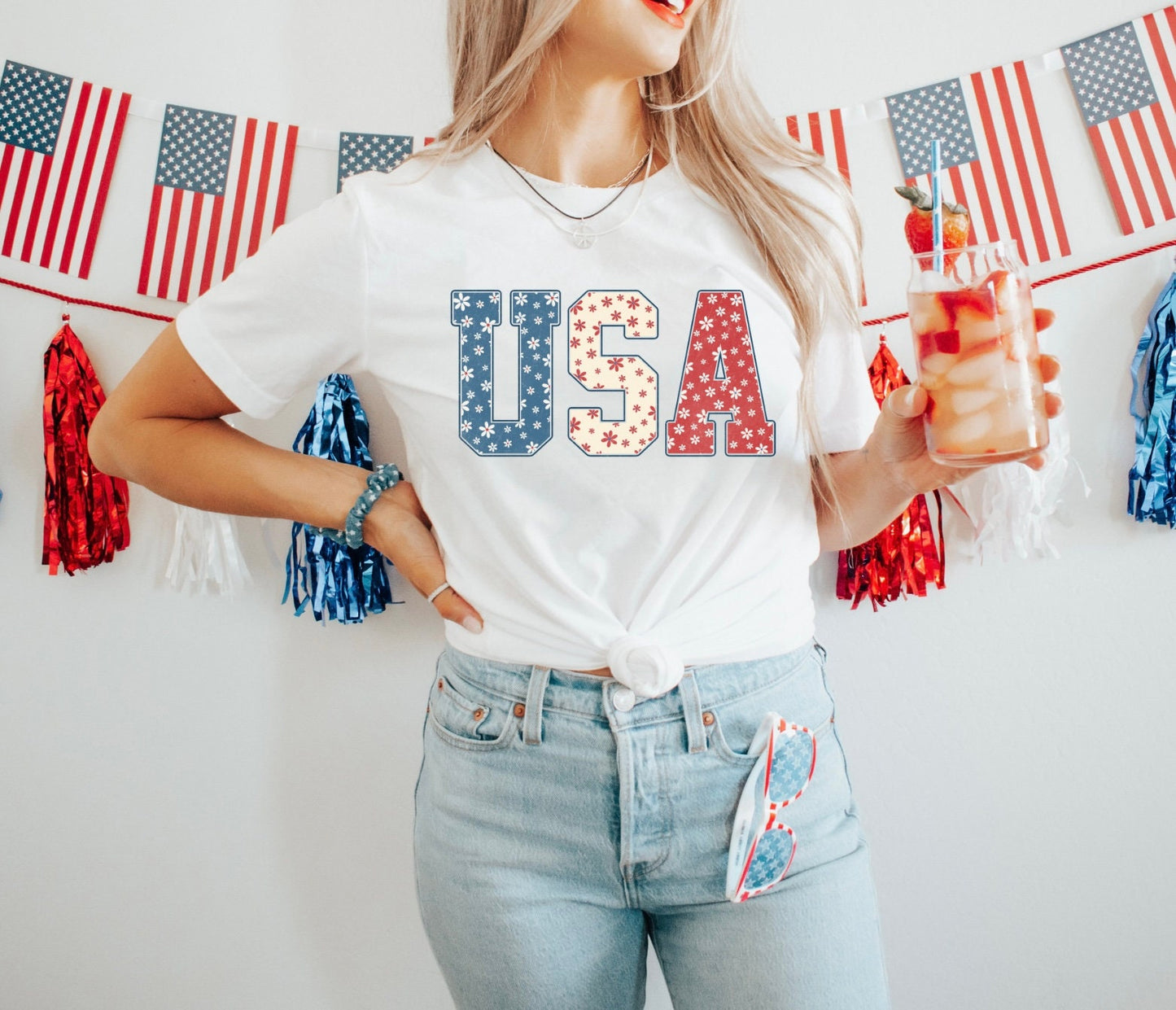 USA Daisy - Graphic Tee - DTF Printed
