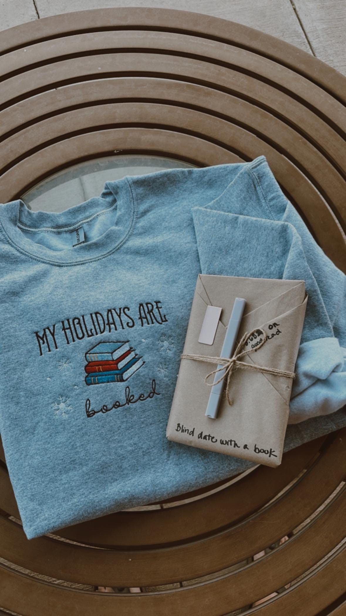Blind Book Date Set, book, magnetic bookmark, book marker and book themed stickers