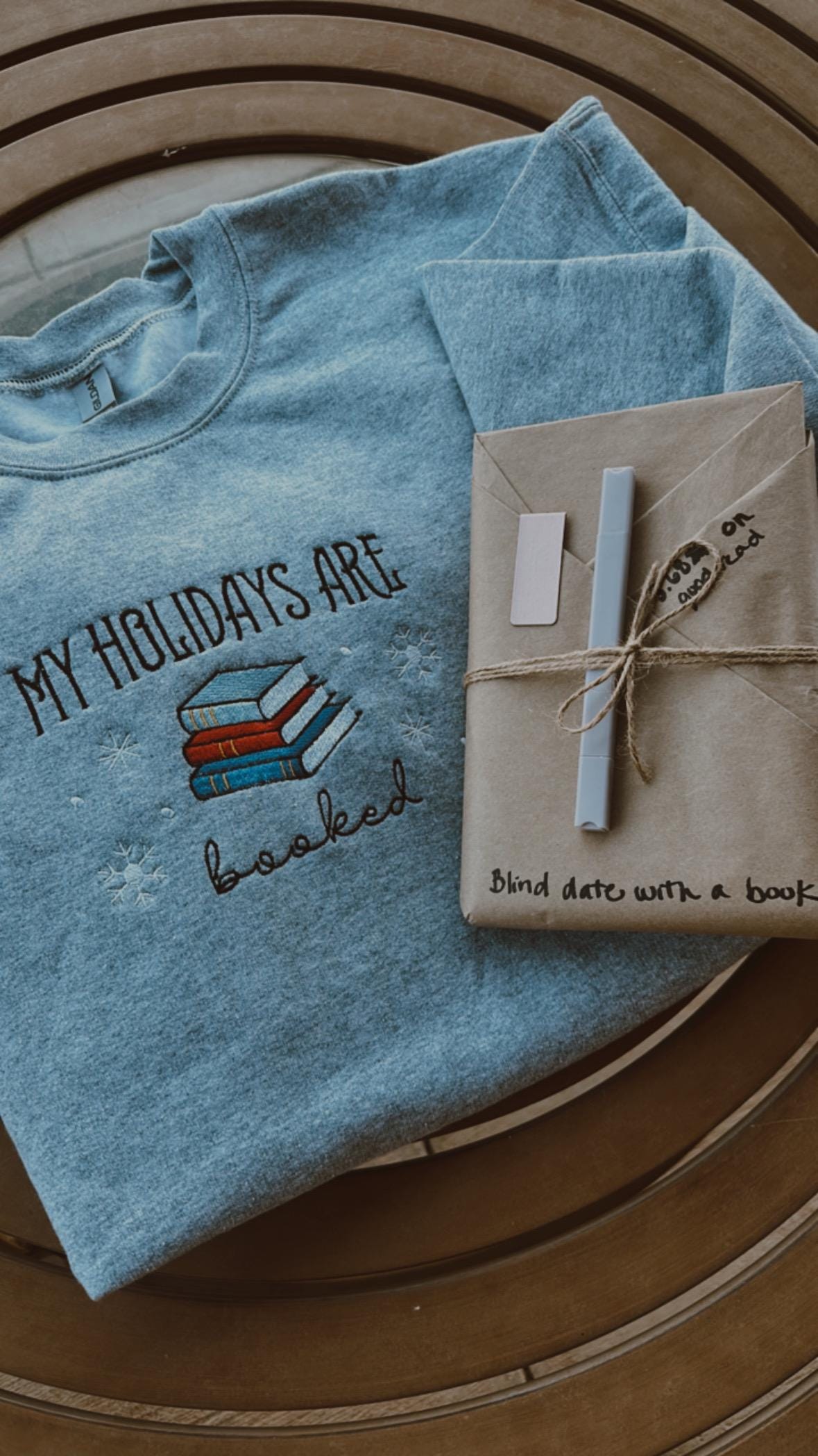 Blind Book Date Set, book, magnetic bookmark, book marker and book themed stickers