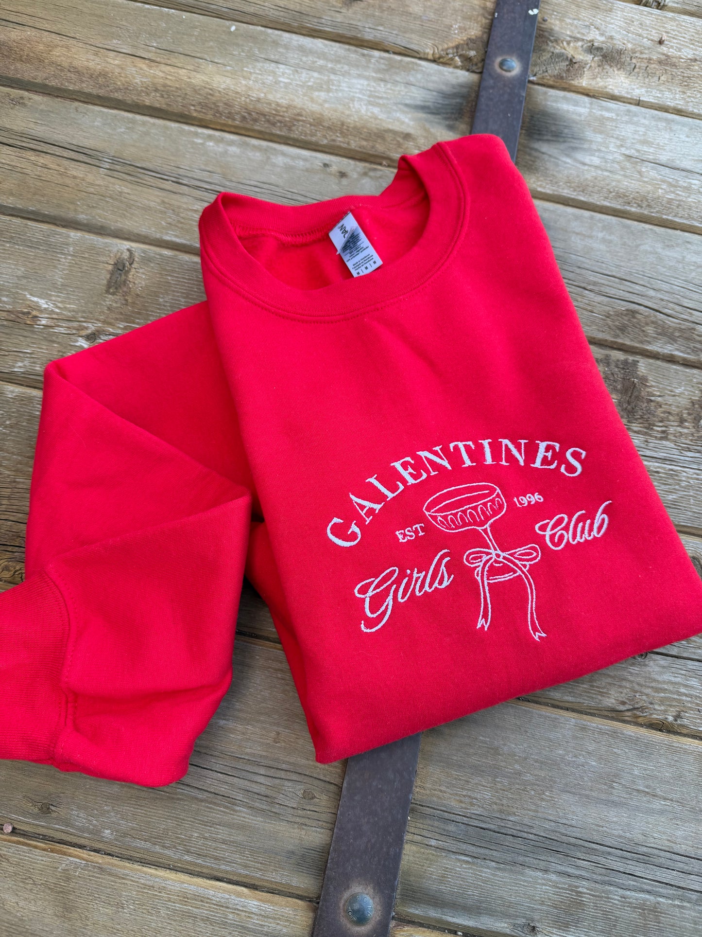EMBROIDERED "galentines girls club" crew