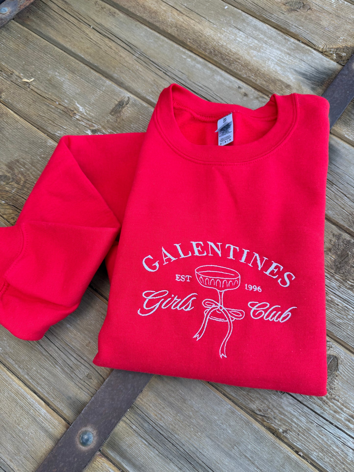 EMBROIDERED "galentines girls club" crew