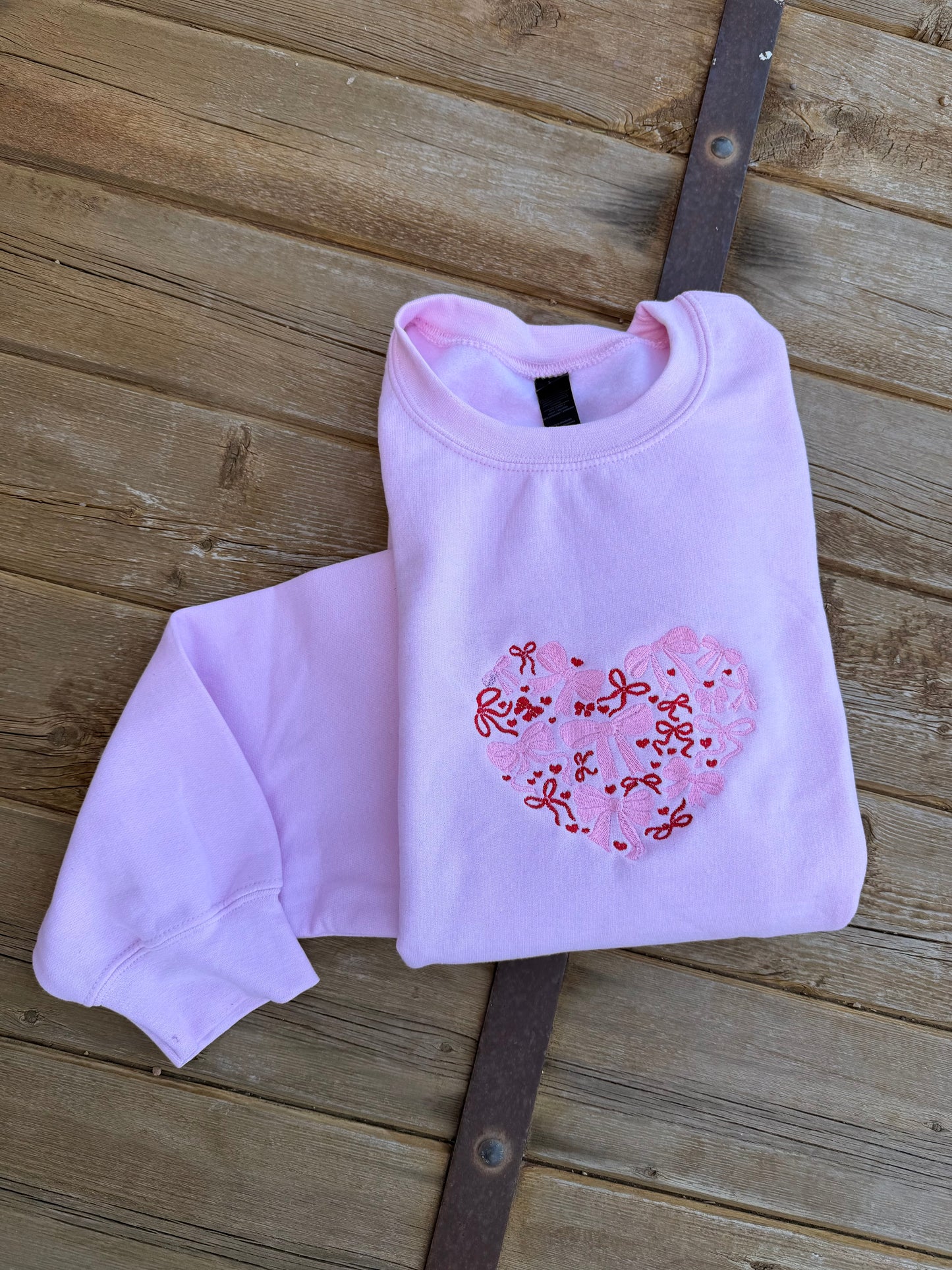 EMBROIDERED "heart of hearts" pink crew