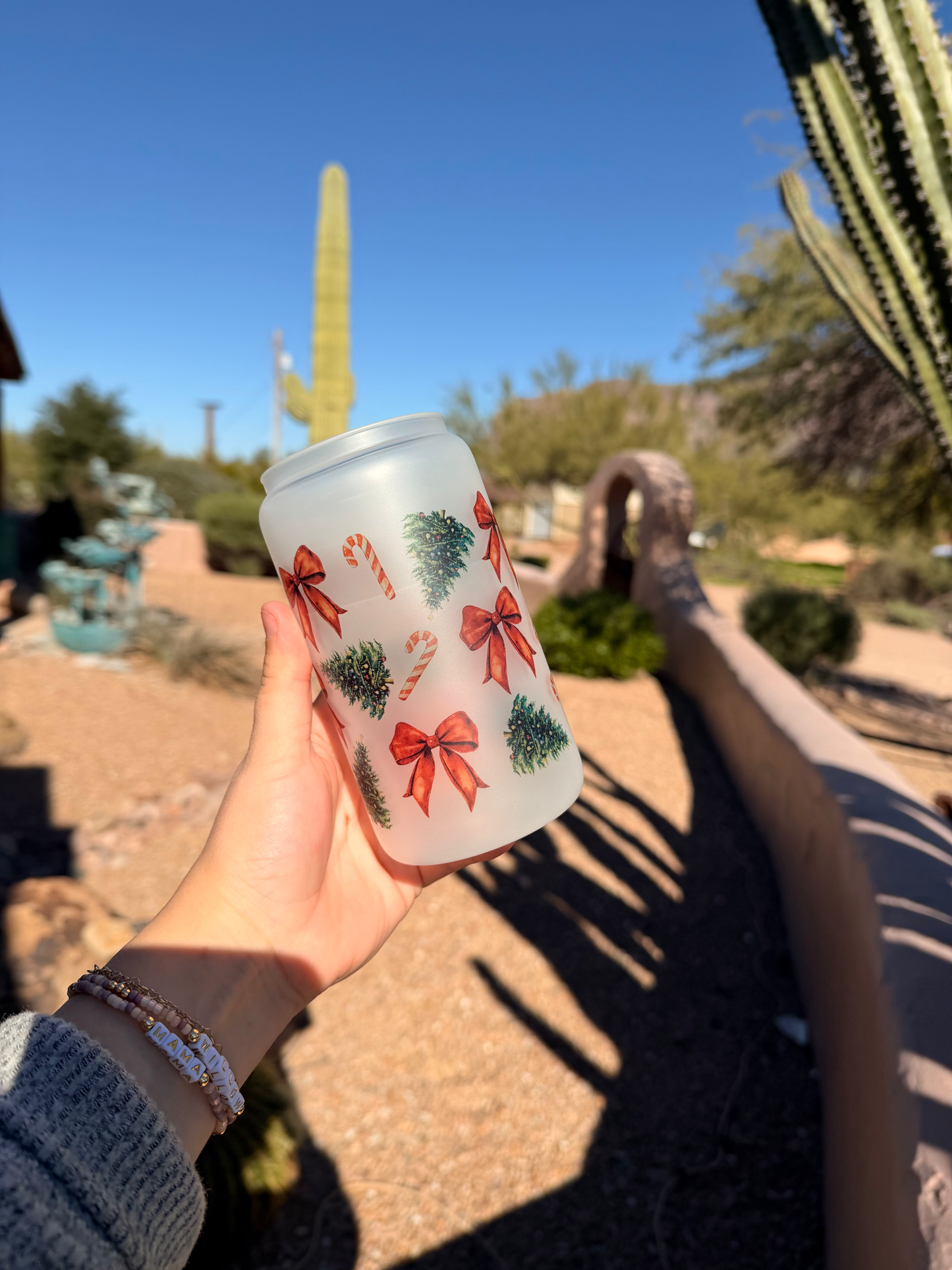 Christmas bow/trees, Frosted Glass - Dishwasher Safe