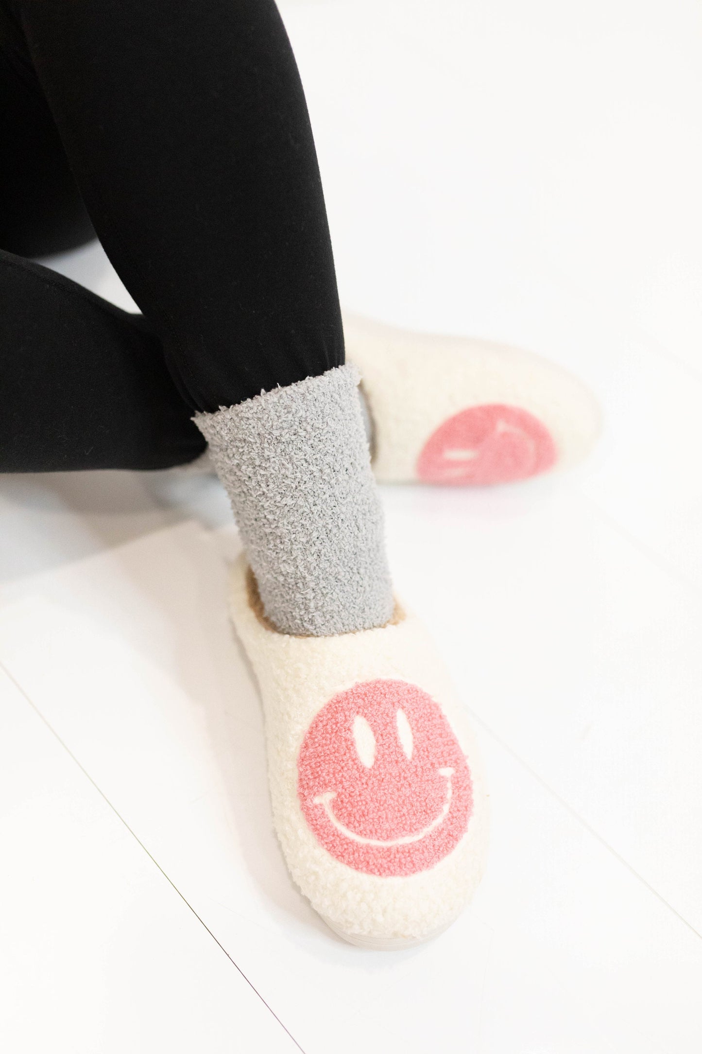 SMILEY Slippers
