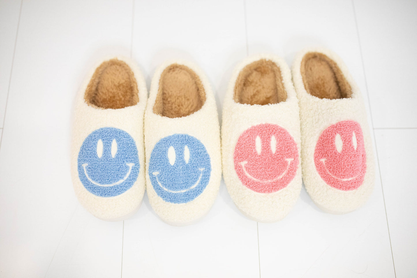 SMILEY Slippers