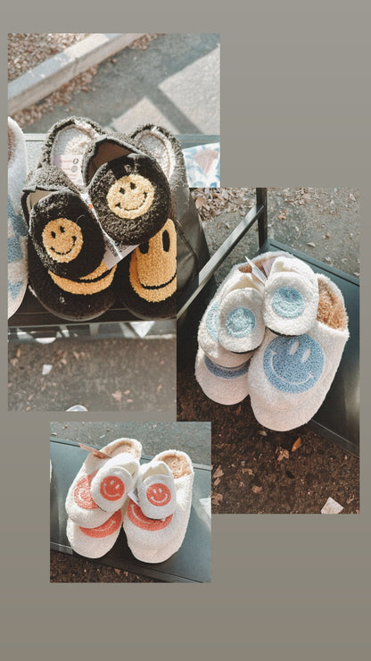 Mini Slippers // White & Pink